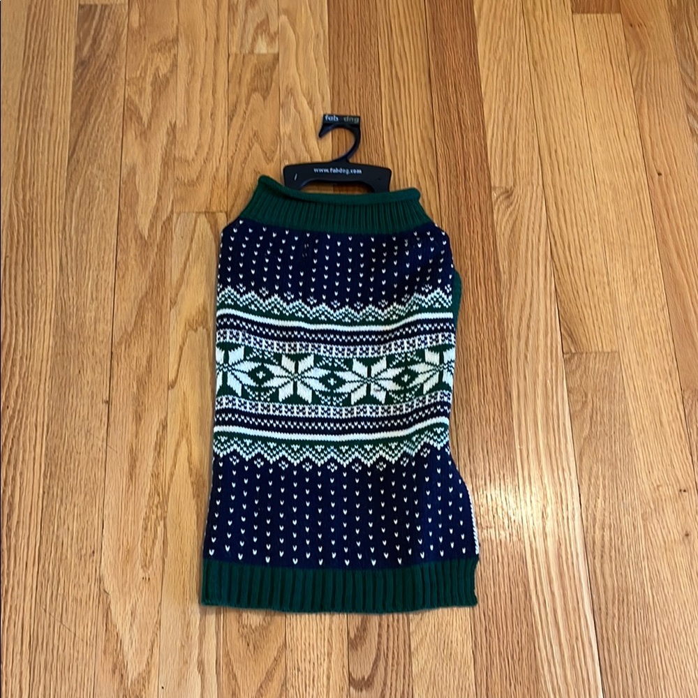 Fabdog Pet Apparel Blue and Green Fair Isle Dog Sweater NWT